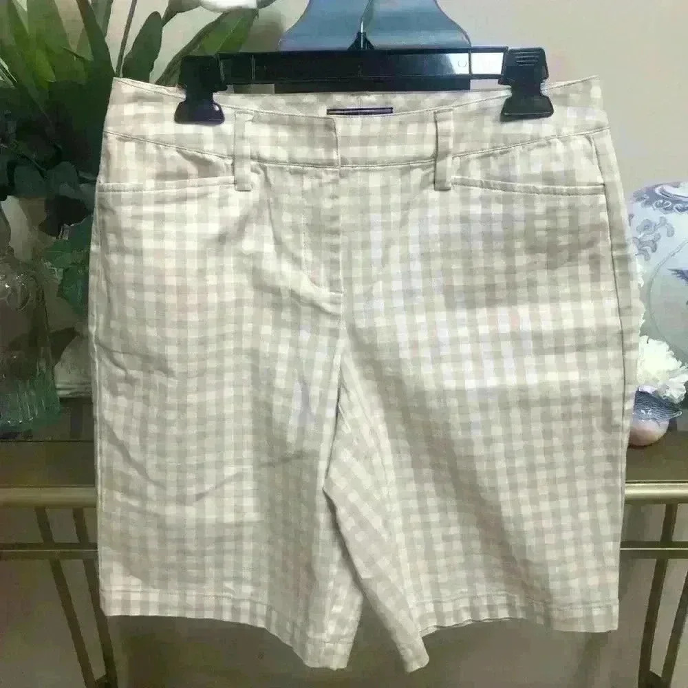 LANDS END CHECKERED MID RISE GOLF ATHLEISURE CASUAL SHORTS WITH POCKETS SIZE 4 - Picture 2 of 7